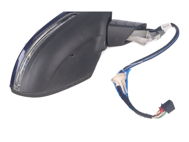 Зеркало электрическое Volkswagen Golf VIII 2019 - года