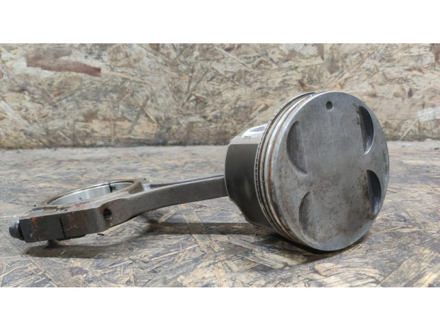 Píst 94L22 Cadillac SRX pro benzínový motor 3.6