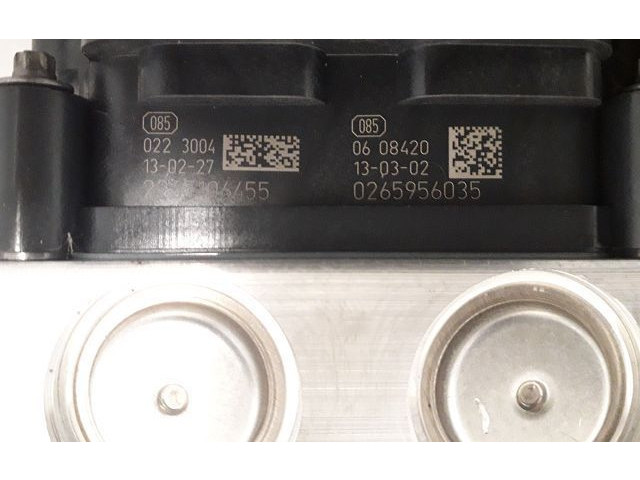 Блок АБС 33330439785 Dacia Logan II 2012 - 2020 года