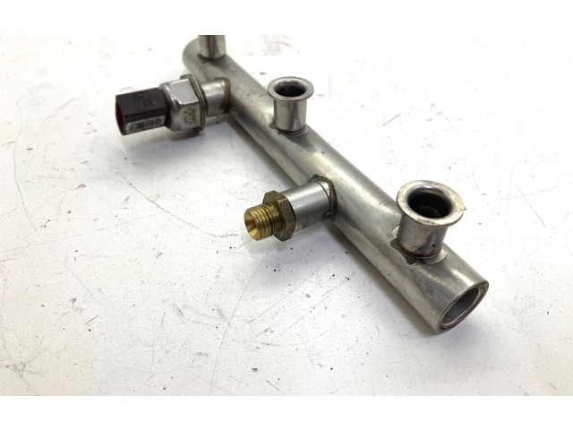 Vstřikovací lišta 06E130089D, 70351196 Audi S5 CGXC