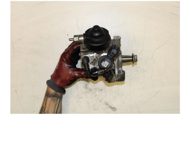 Топливный насос 167001056R    Renault Clio IV  K9K C6 