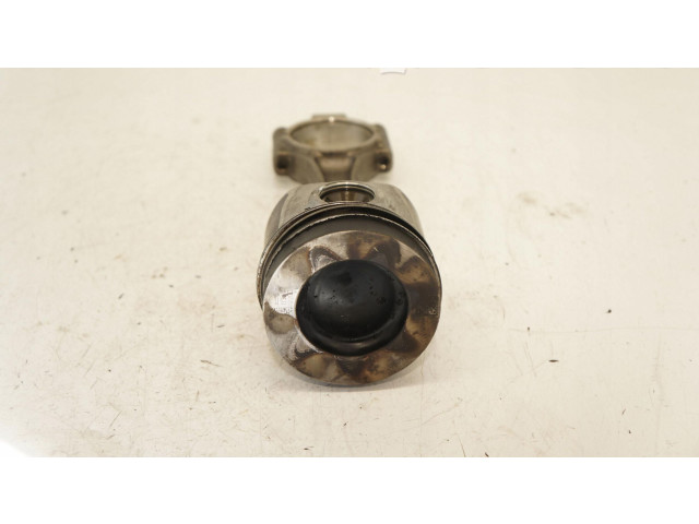 Поршень с шатуном Volkswagen Golf VII