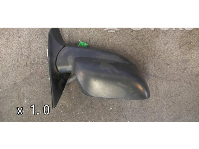 Зеркало электрическое        Volvo V70  2000 - 2004 года   