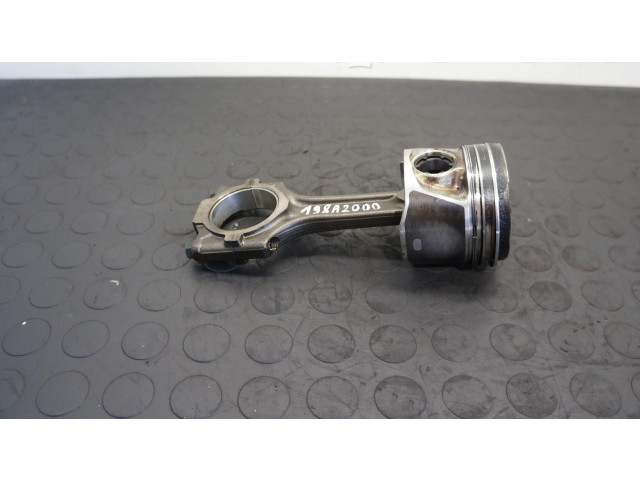  Поршень с шатуном    Fiat Bravo  