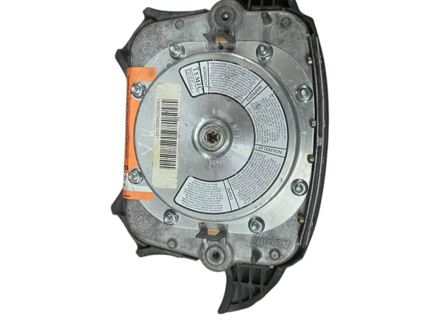 Подушка безопасности водителя 9206137   Volvo V70