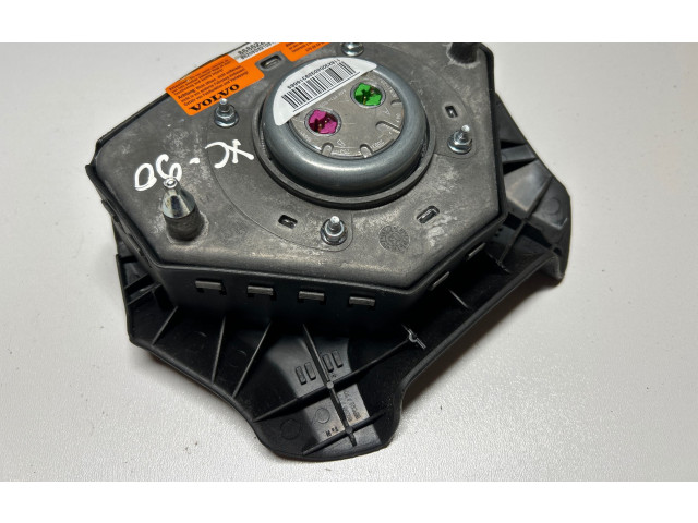 Подушка безопасности водителя    Volvo XC90