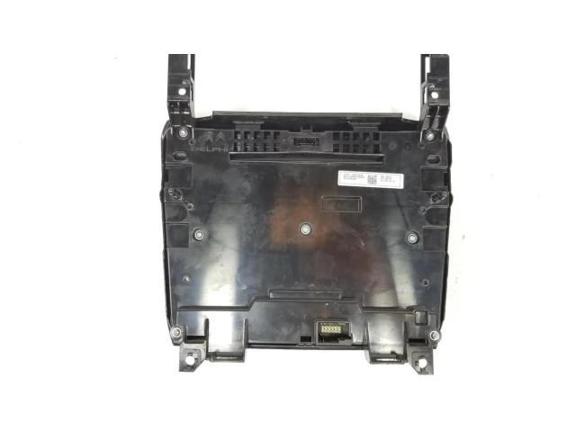 Мултифункционный включатель управления / ручка