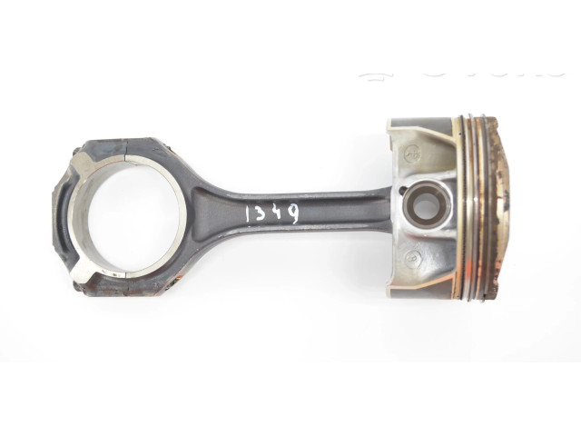 Píst Mercedes-Benz SL R231 pro benzínový motor 3.0 276825