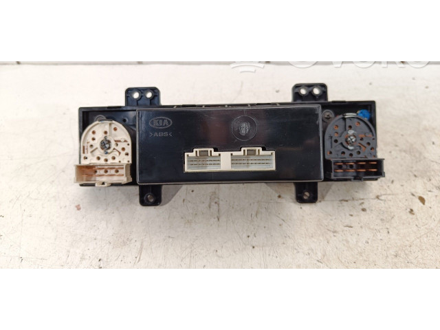 Vstřikovač KIA Carnival J3