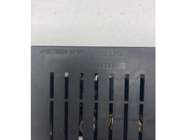 Блок предохранителей 9162323   Volvo V70    