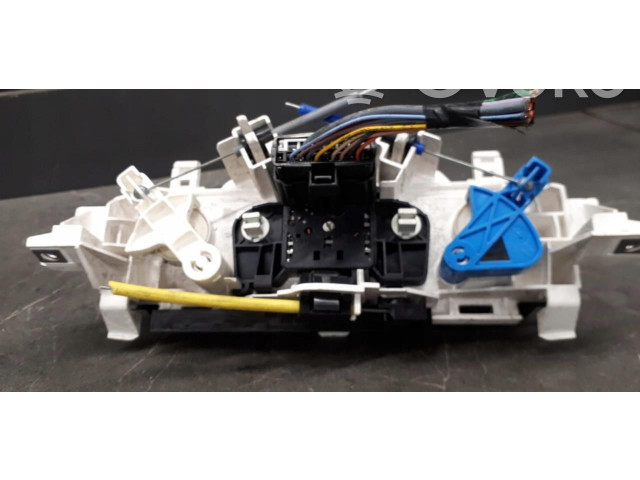 Блок управления климат-контролем 69837341F Renault Twingo II