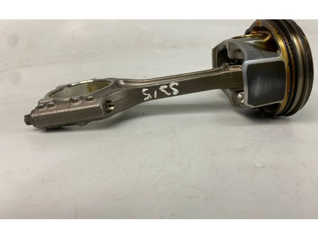 Поршень с шатуном DNUE 02606LJ1, 4202606LJ1 Audi A3 S3 8V