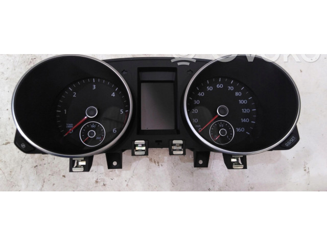 Панель приборов 5K0920973C Volkswagen Golf VI