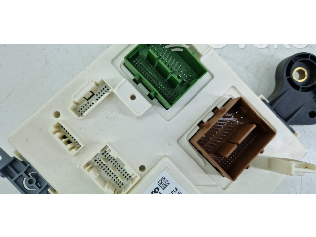 Блок комфорта 32217335AA   Volvo S90, V90   