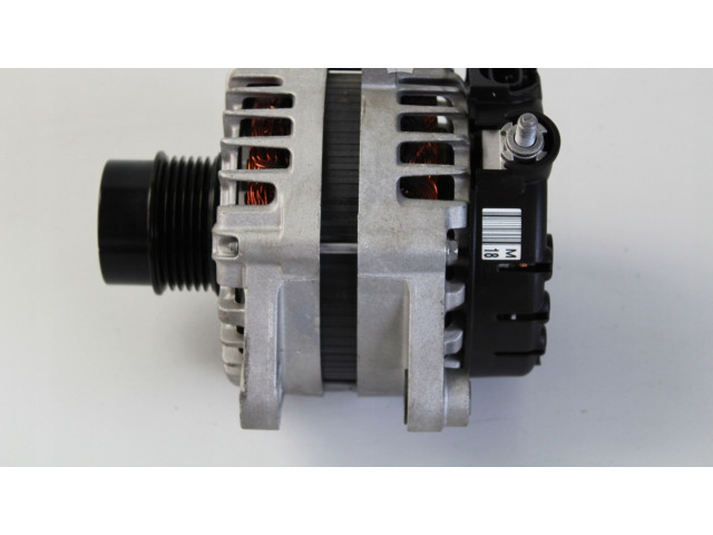 Генератор 373002B960 Hyundai Sonata LF