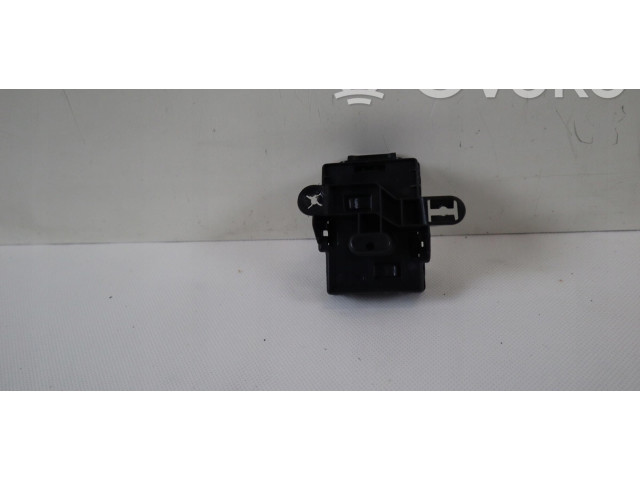 Блок управления 31489409 Volvo XC40