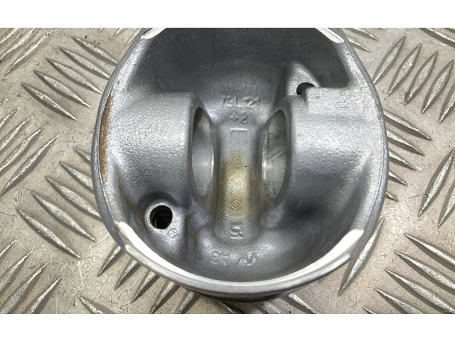 Поршень CLHA 79L121, CLHA Skoda Octavia Mk3 (5E)