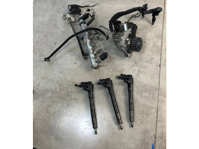 Vstřikovač 04B130277J, 04B130755H Seat Ibiza IV (6J,6P) CUSB