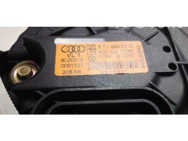 Топливная рампа 8E182021E Audi A4 Allroad для двигателя ASB