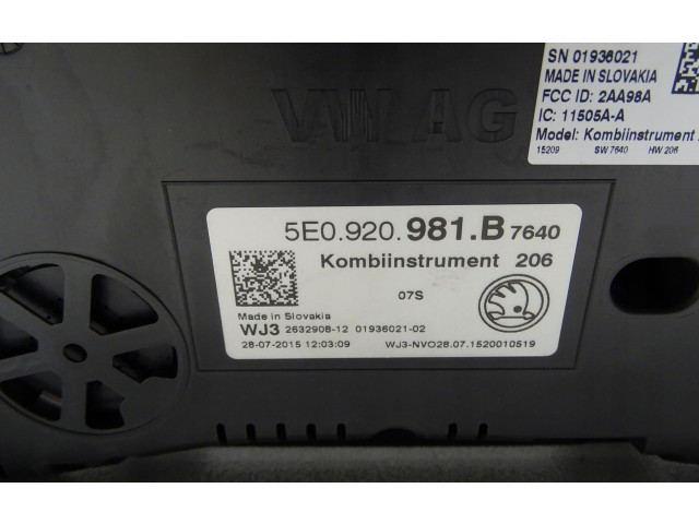 Панель приборов 5E0920981B Skoda Octavia Mk3 (5E)