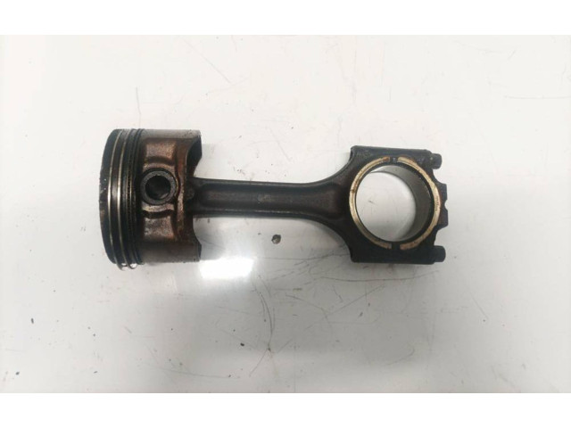 Поршень с шатуном Volvo S60