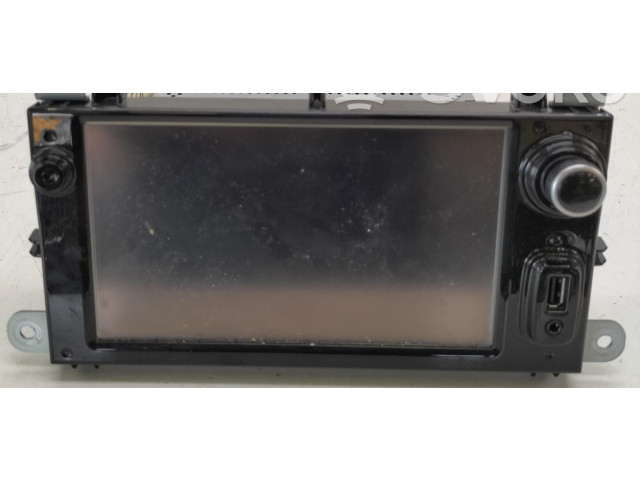 Радио/ проигрыватель CD/DVD / навигация 281156547R    Renault Clio IV  K9K_628 