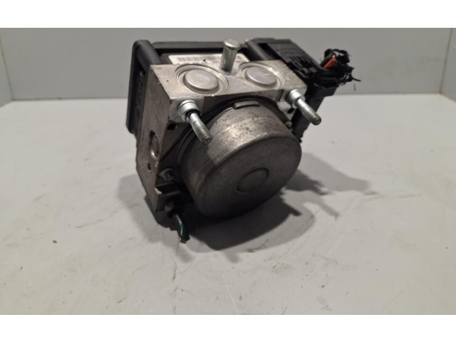 Блок АБС 476604621R Renault Sandero I 2008 - 2013 года