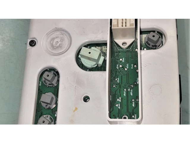 Панель приборов 1m5f10849   Ford Focus       