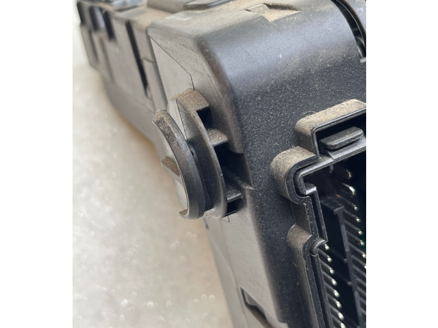 Блок предохранителей 30765646, 06W133   Volvo V70    