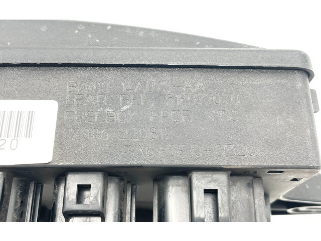 Блок предохранителей 518977020, BW8314A073AA Jaguar XK - XKR