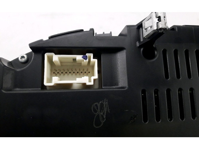 Přístrojová deska Mercedes-Benz GLA W156 2016 A1569009802