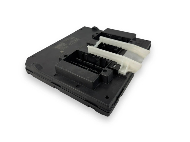 Комфортный модуль 5Q0937084DQ, A3C04273702    Volkswagen Tiguan