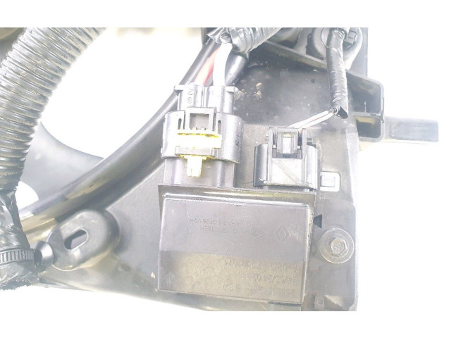 Вентилятор радиатора     214810845R, J0-1365J    Renault Clio V 