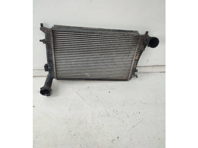 Интеркулер 1k0145803q Volkswagen Caddy