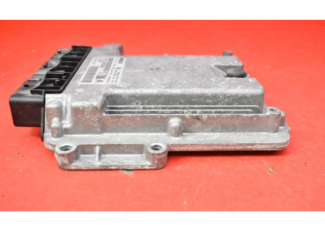 Блок управления двигателем ECU