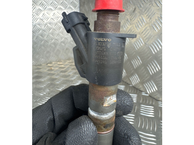 Форсунка 31303238, 0445116    Volvo V60   