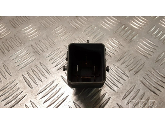 Реле подогрева свеч