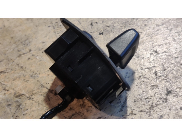 Переключатель регулировки высоты рулевого управления