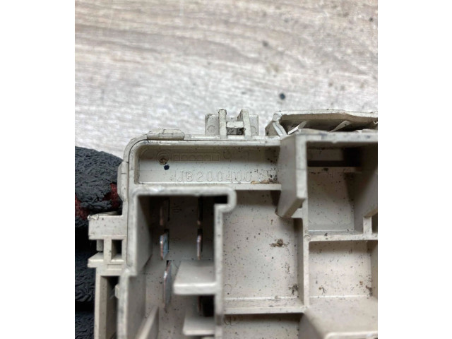 Блок предохранителей JB200400, 102290   Subaru Forester SF    