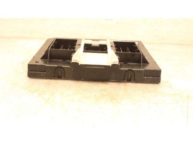 Блок комфорта Skoda Octavia Mk3 (5E)