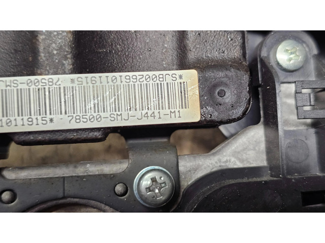 Руль Honda Civic 2006-2011 года 78500SMJJ441M1