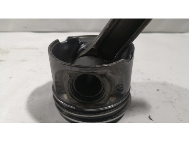 Поршень с шатуном 1741 BMW X5 E70 для дизельного двигателя 3.0