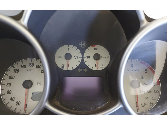 Pojistková skříňka Спидометр (приборный щиток) 735374416 Alfa Romeo 166