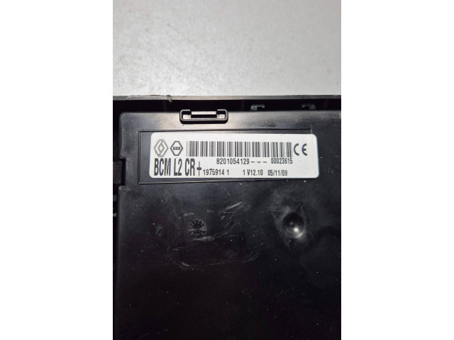 Блок комфорта 8201054129, 19759141   Citroen C4 Cactus   