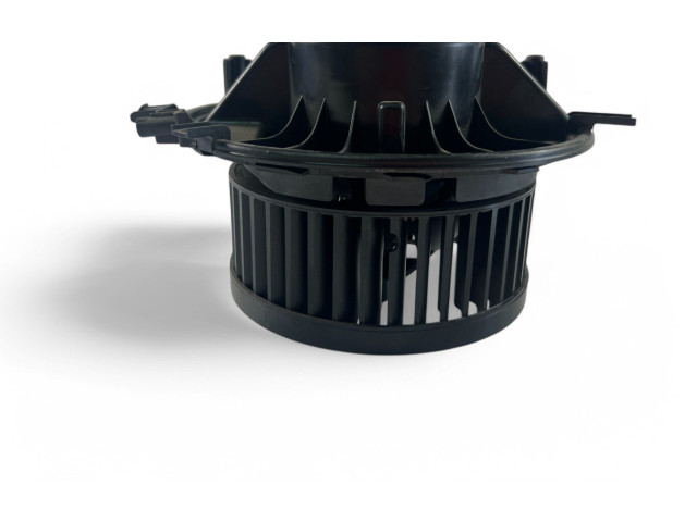 Вентилятор печки    5Q1819021A   Volkswagen Golf VII