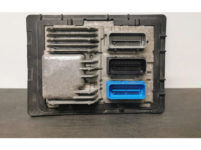 Блок управления двигателя 12671004 Chevrolet Camaro