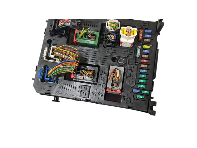   Pojistková skříňka 9664059080, 281201930C   Peugeot 3008  2010