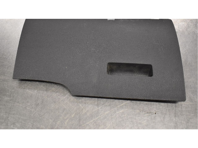   Pojistková skříňka    Volkswagen Caddy 2012