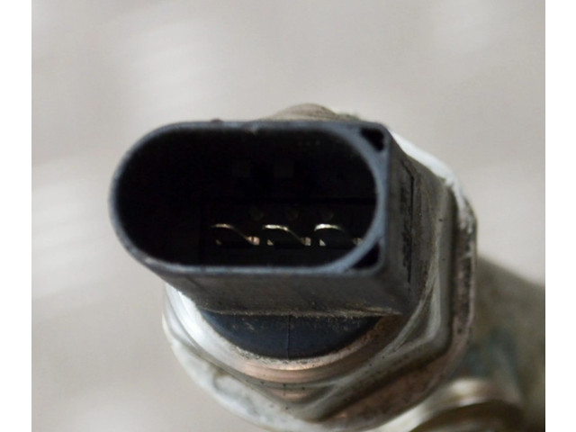 Топливная рампа 7537319, 7547599 BMW 5 F10 F11 4.4 для двигателя N63 B44 A