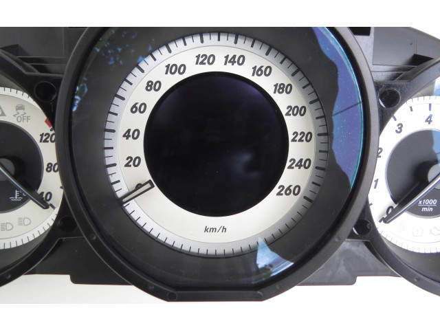 Přístrojová deska Mercedes-Benz CLS C218 X218 2012 A2189005203